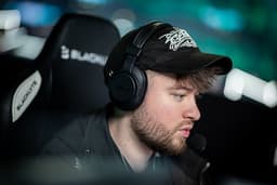 Nikof